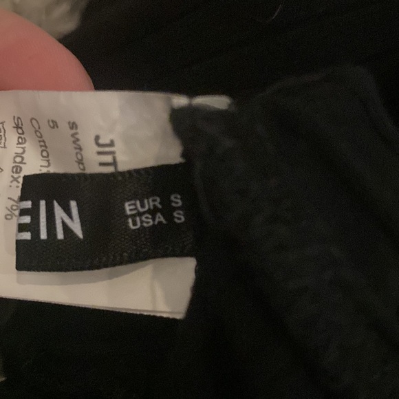 SHEIN of the shoulder lettuce trim sunflower embroidered crop top - Picture 6 of 6